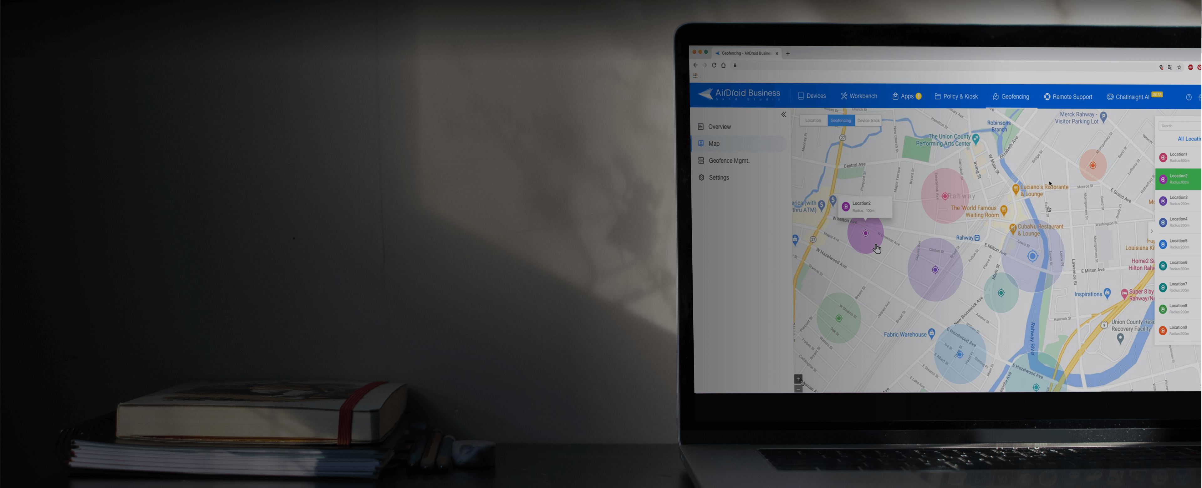 通过地理围栏实时追踪移动轨迹